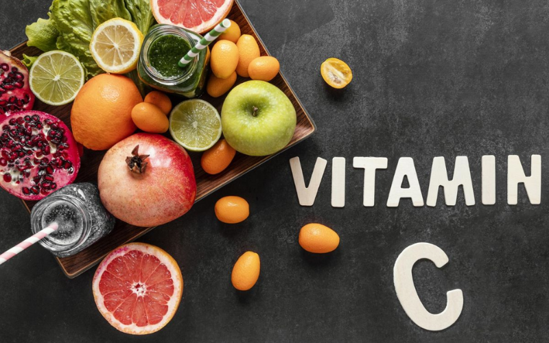 Vitamin C là một dưỡng chất quan trọng cho sự phát triển và sức khỏe của trẻ sơ sinh