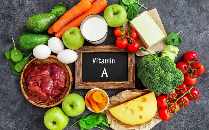 Vitamin A rất quan trọng cho sức khỏe của mẹ và sự phát triển của trẻ. Nó giúp tăng cường hệ miễn dịch và hỗ trợ thị lực.