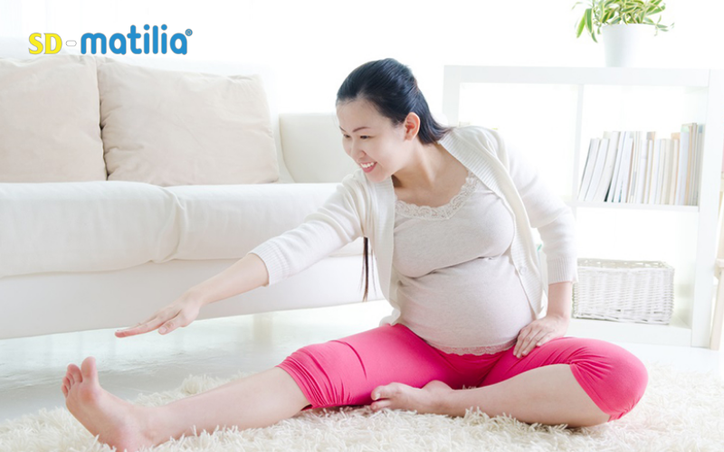 Vận động nhẹ nhàng và nghỉ ngơi hợp lý là cách giúp giảm đáng kể ốm nghén