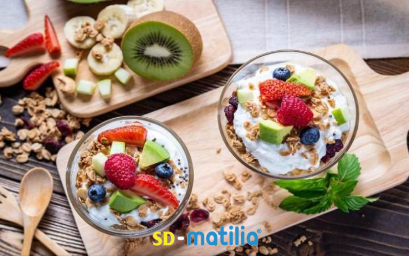 Sữa chua với nhiều lợi khuẩn cũng là một lựa chọn tốt thay thế cho sữa bầu