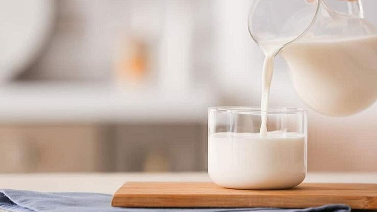 so sánh sữa bầu và sữa sau sinh